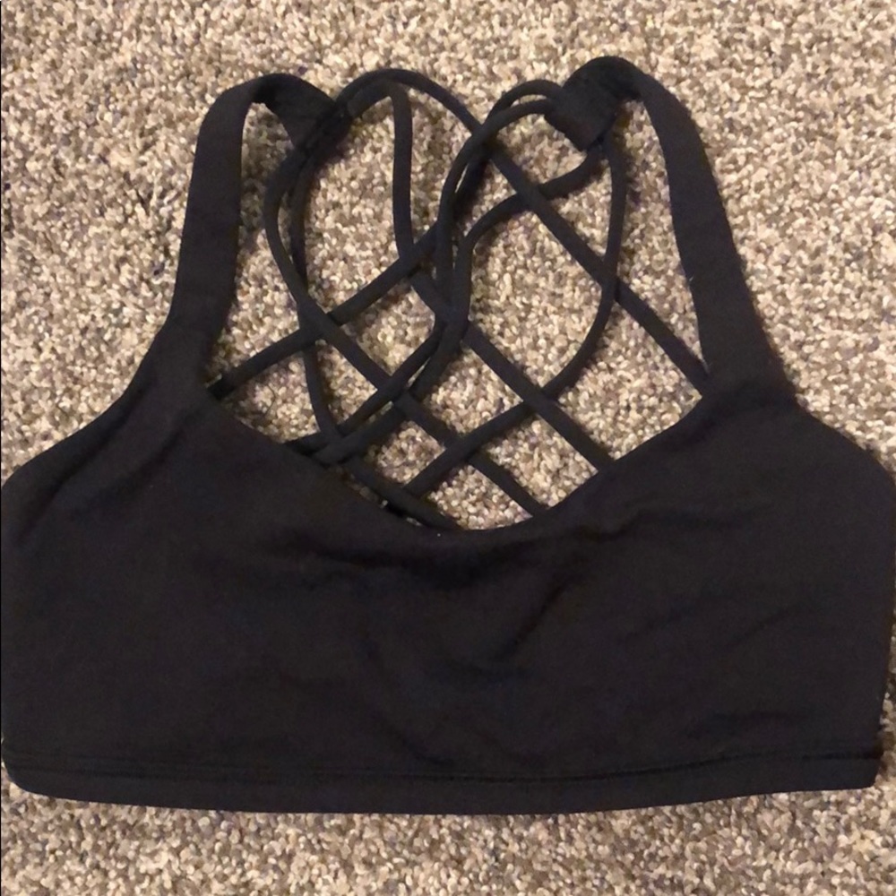 Lululemon sports bra